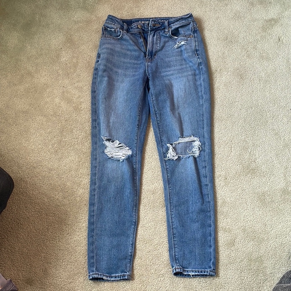American Eagle Ripped Mom Jeans